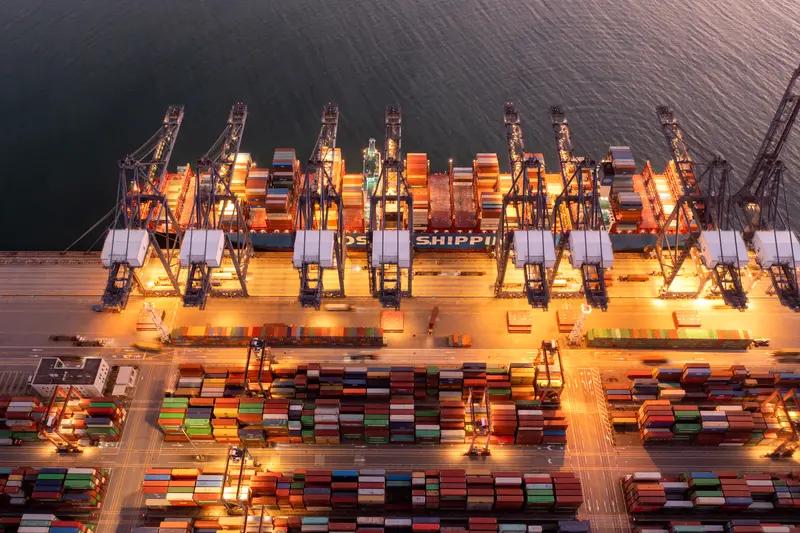 为什么集装箱一直在生产，却永远不够，中国一年生产800万个，赚了622亿，主要原