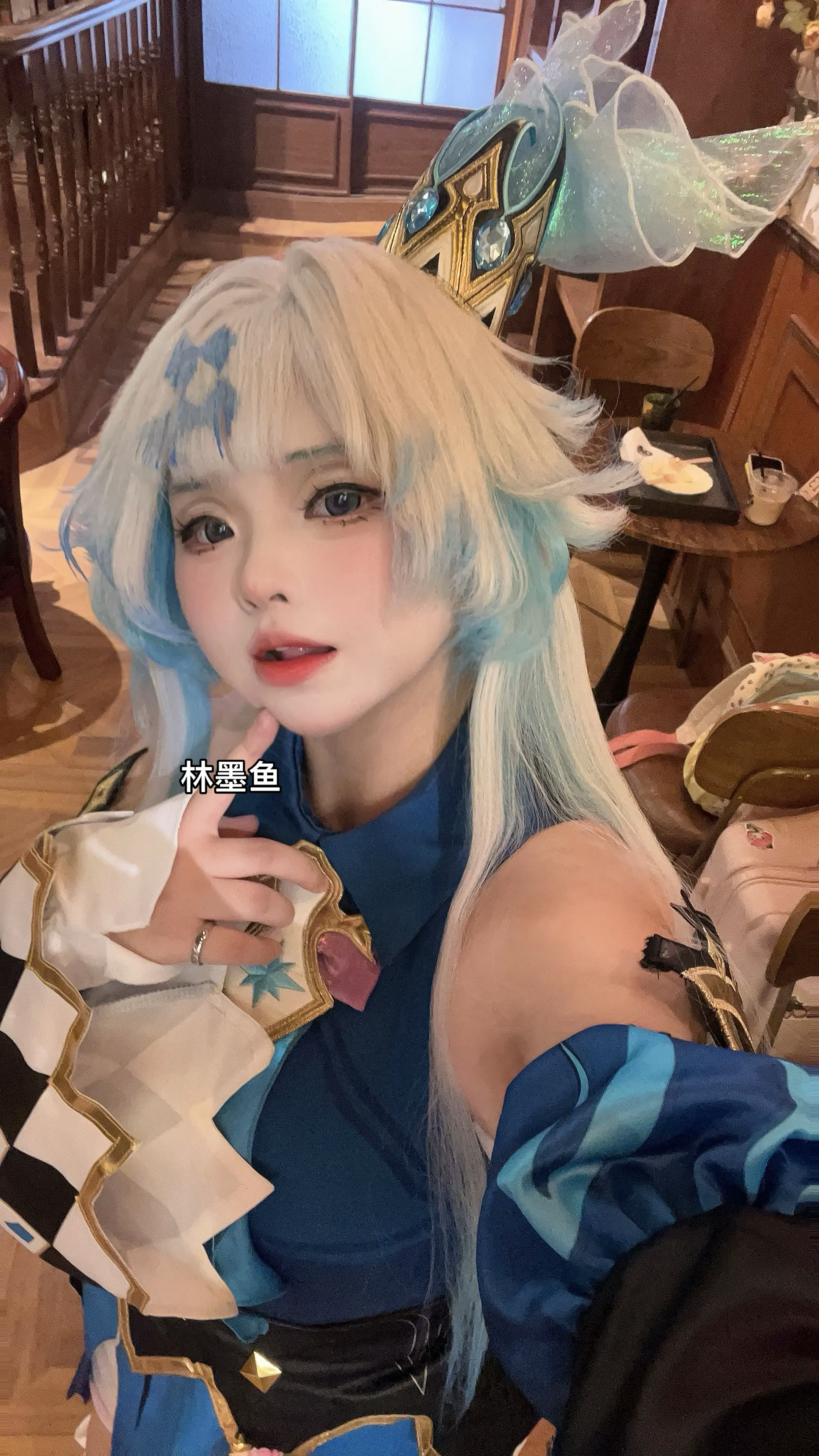 竟敢直视我。