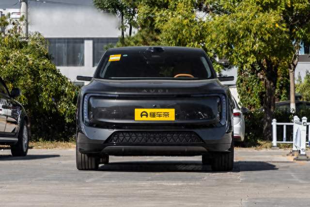 全能家用SUV！2026款上汽奥迪E7X先锋quattro热爱版