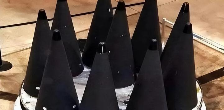 就在昨晚，全世界都在屏息等待美国会不会真的对伊朗动手。结果今天一早醒来，画风突然