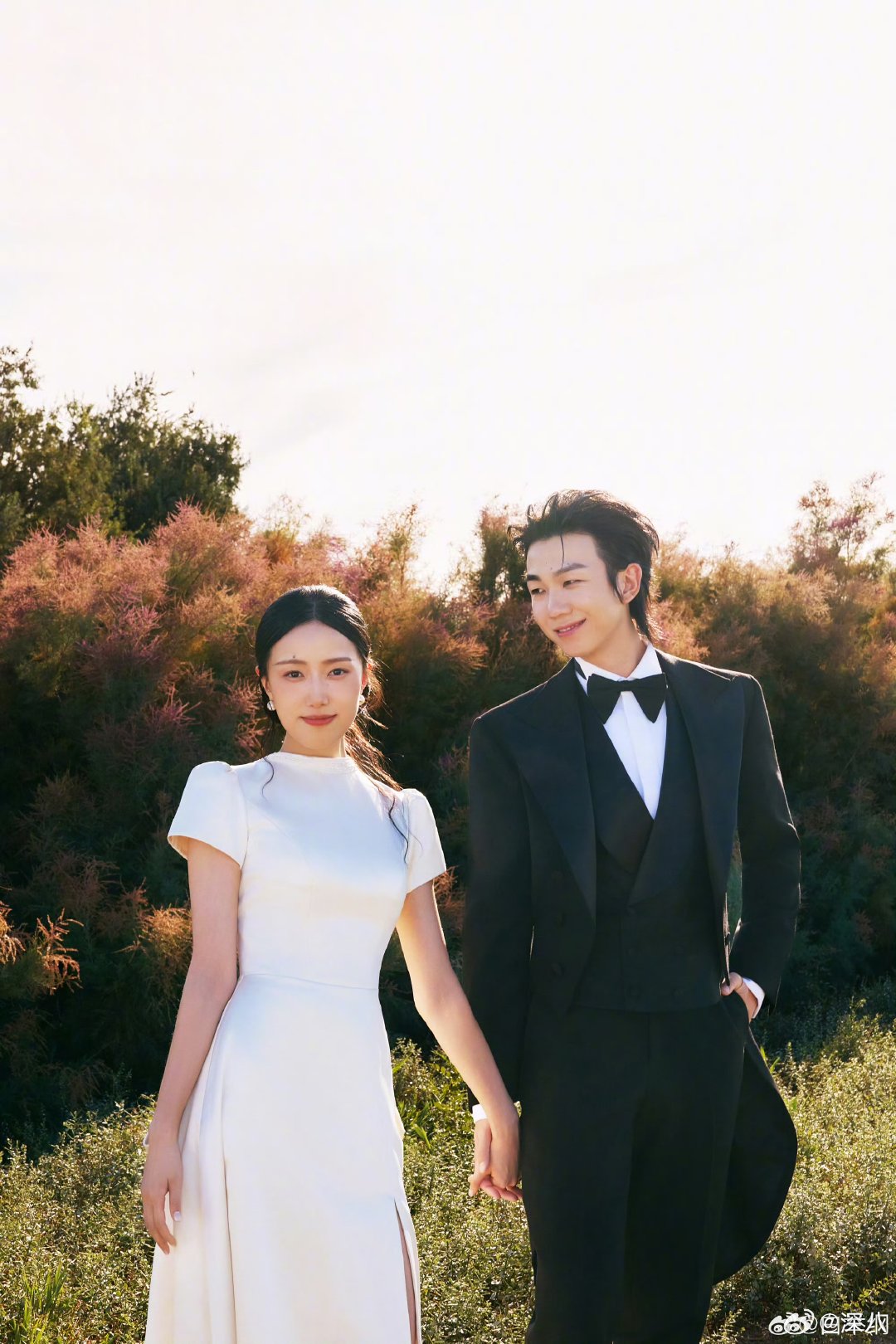 白举纲老婆正面照白举纲妻子正面照 白举纲老婆正面照，太般配了恭喜啊 ​​​