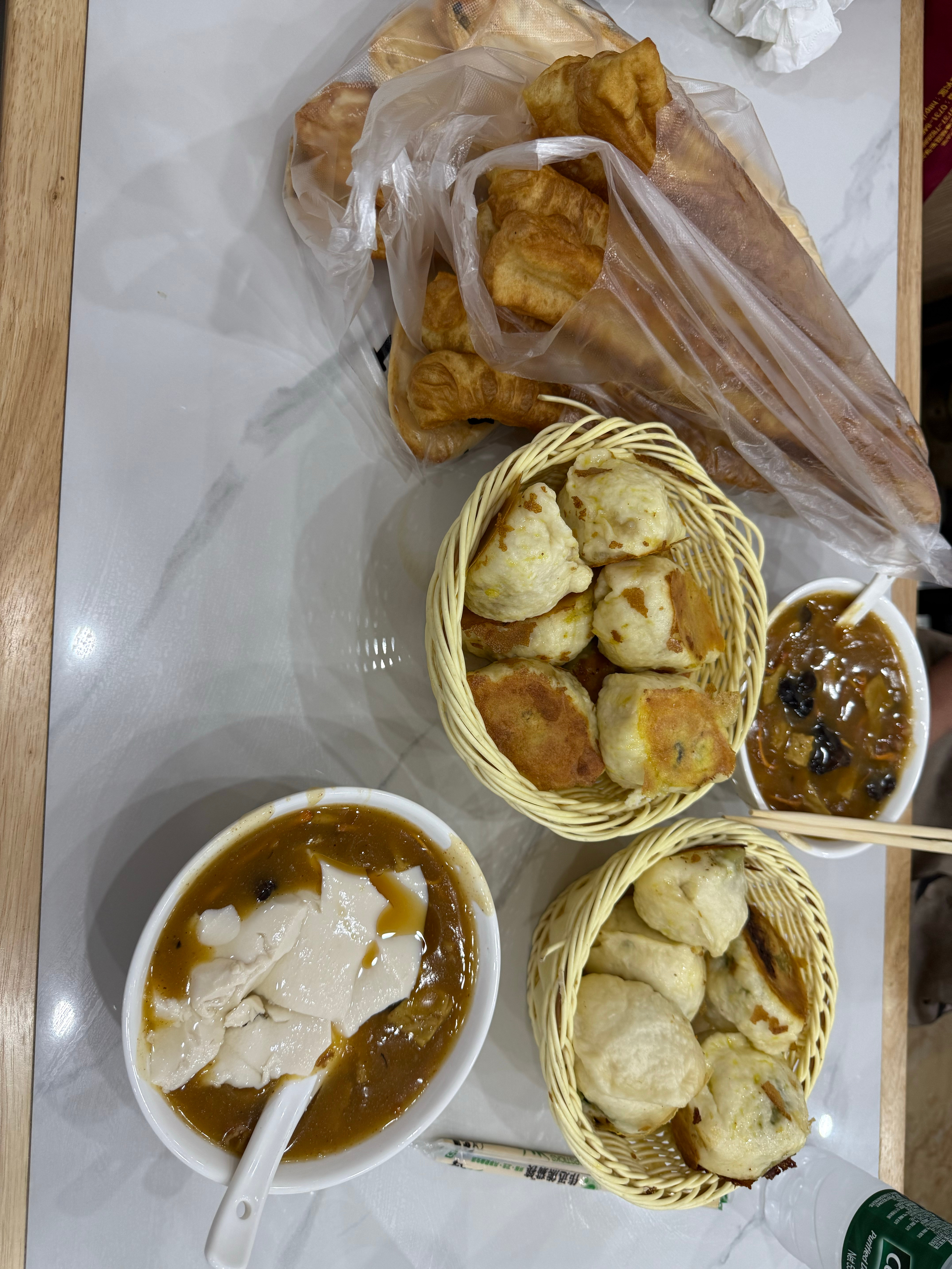 风雨再大挡不住一个河南吃货的心回到家了准备再睡个回笼觉 