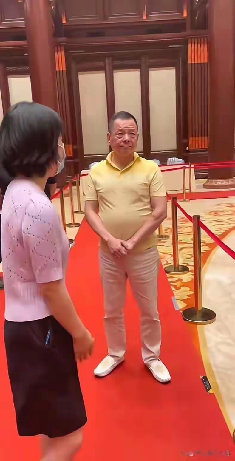 这是哪位大佬吗？非常有气质