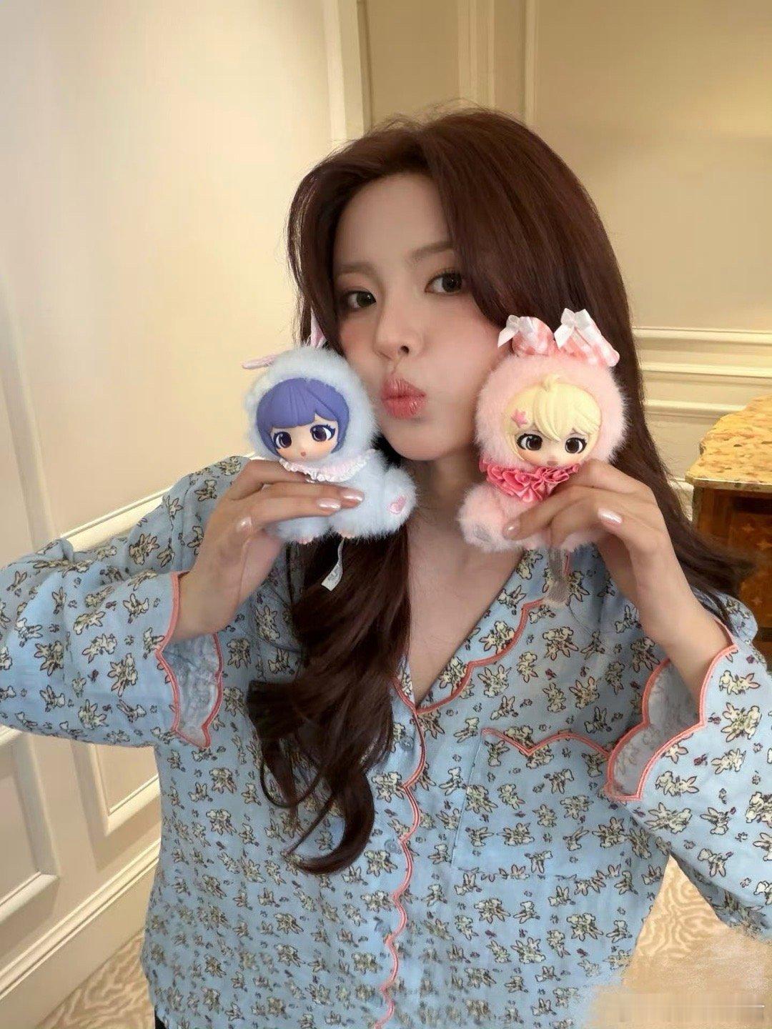 黄明昊杨超越vlog里的vivistar 黄明昊杨超越vlog的vivistar