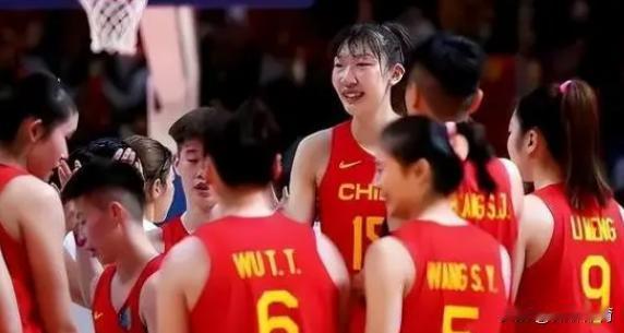 北京时间2月8日19：00，中国女篮迎来奥预赛小组赛第一场比赛，对手是新西兰女篮