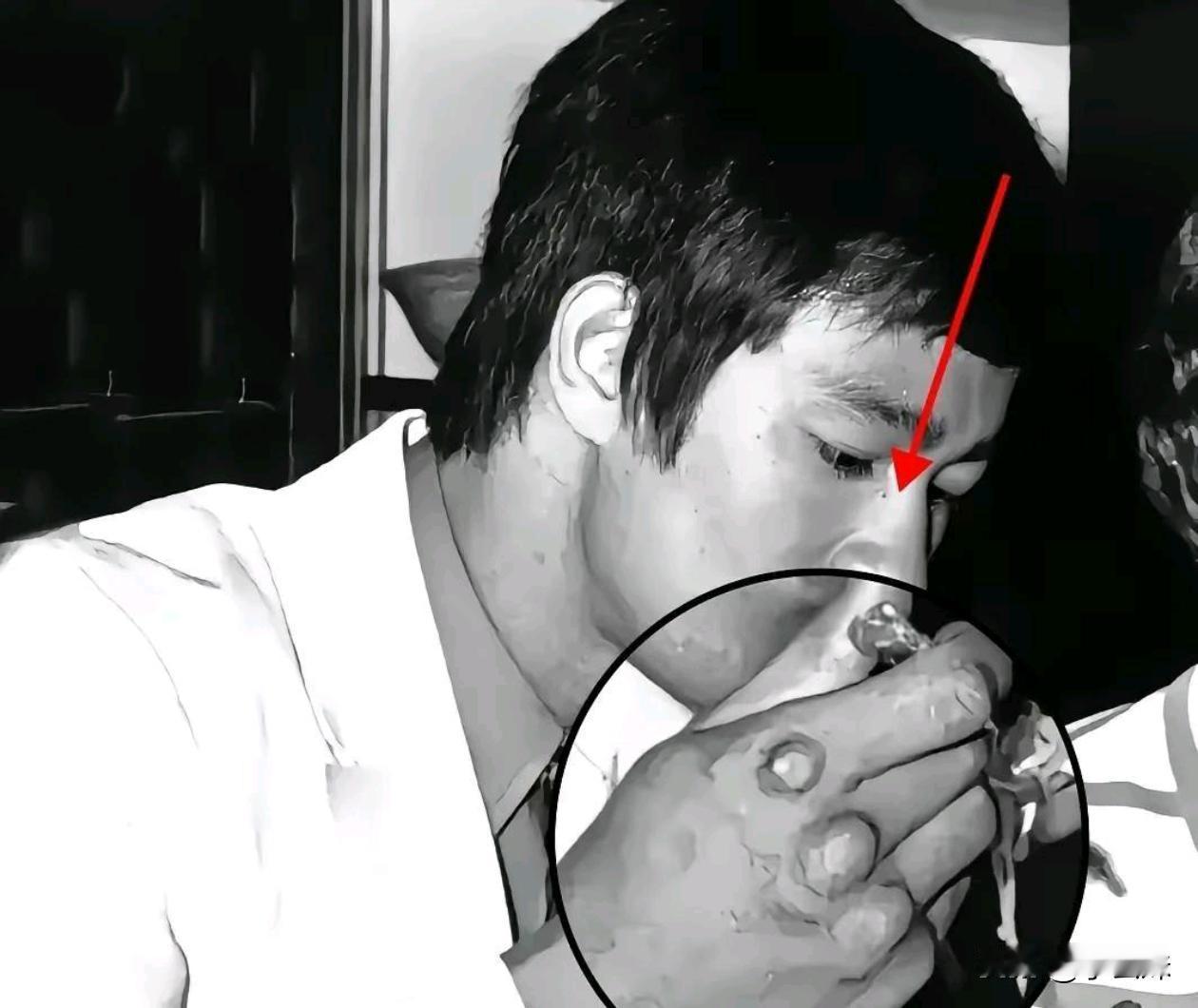 这手上磨的茧子，一看就知道是天天练拳留下的
