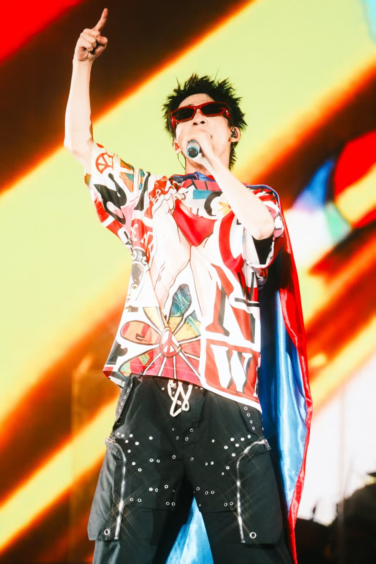 付航说大张伟是上个世纪出道的今夜喜友秀付航对大张伟的“吐槽”，怎么听都像夸人又像