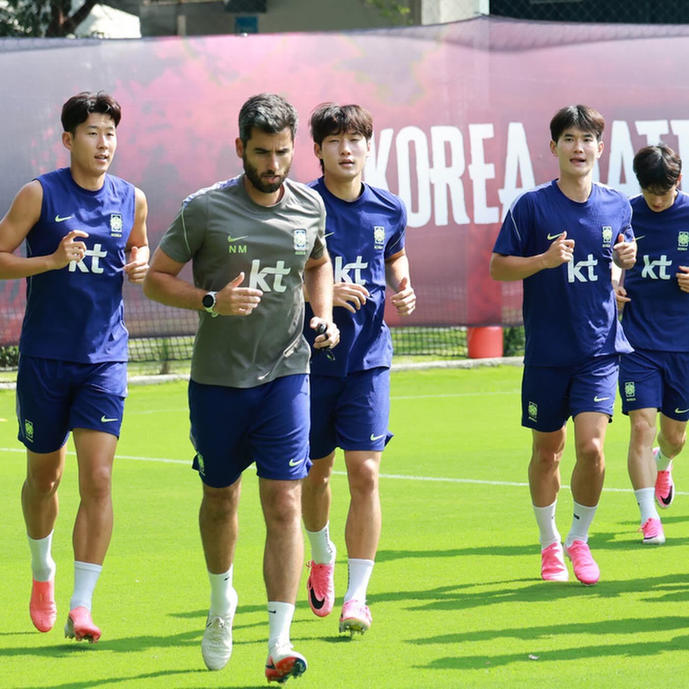 孙兴慜 韩国队当地时间昨天深夜乘坐包机从蒙特雷返回瓜达拉哈拉的训练基地。而今天，