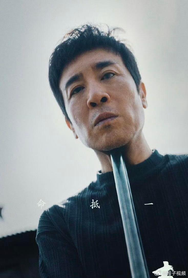 于和伟2026已经拿了三个最佳男主了于和伟戏路真的太宽了，电影里的廉加海，剧里的