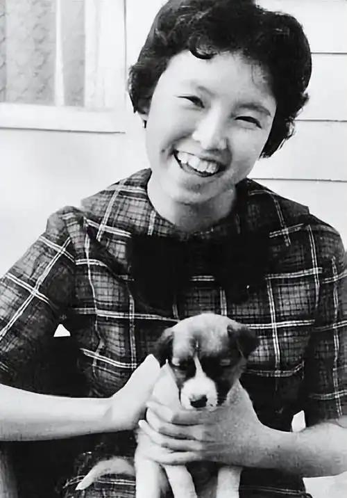 听过一位儿媳妇格外清醒的一段话，道破了千万家庭的真相：“现在没有不好的婆婆，只有