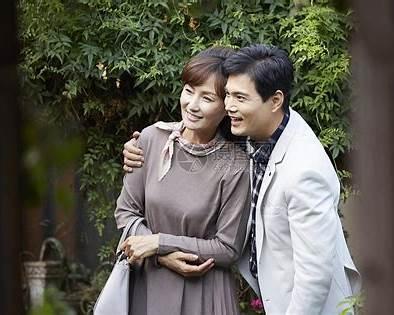 以前我以为自己脾气挺好，也算讲道理。
直到结婚以后才发现，身边长期住着一个人，她