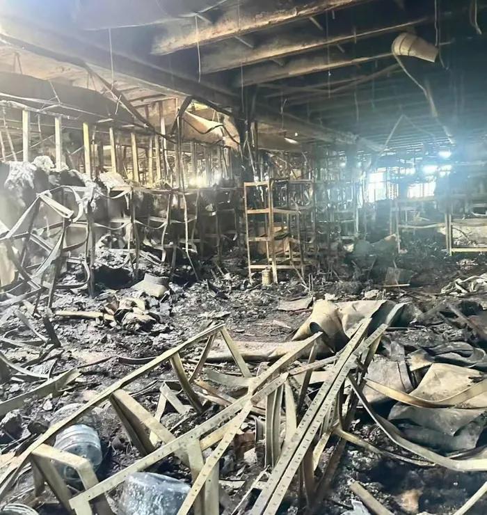 现代战争中，摧毁数据中心比摧毁战机机场还要更重要，乌克兰袭击俄罗斯的炼油设施，俄