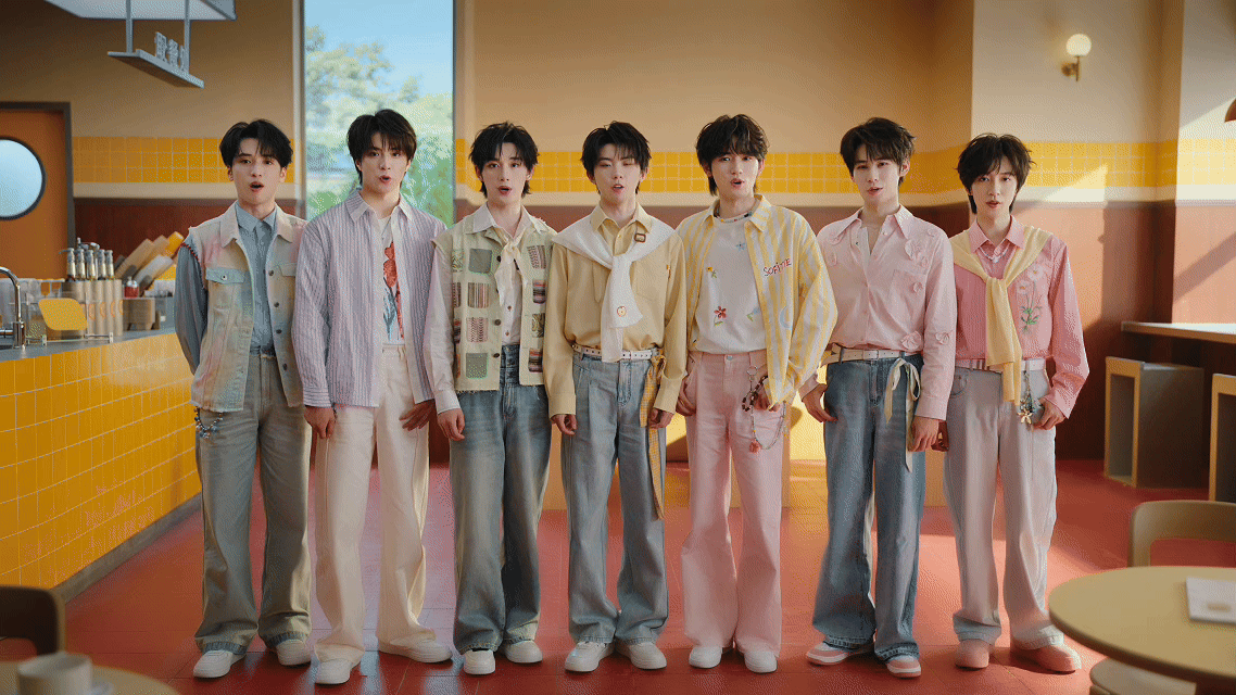 五一难题被团灭了往年五一出游堪称大型渡劫，疯狂翻攻略、比价酒店、卡点抢票，忙活好