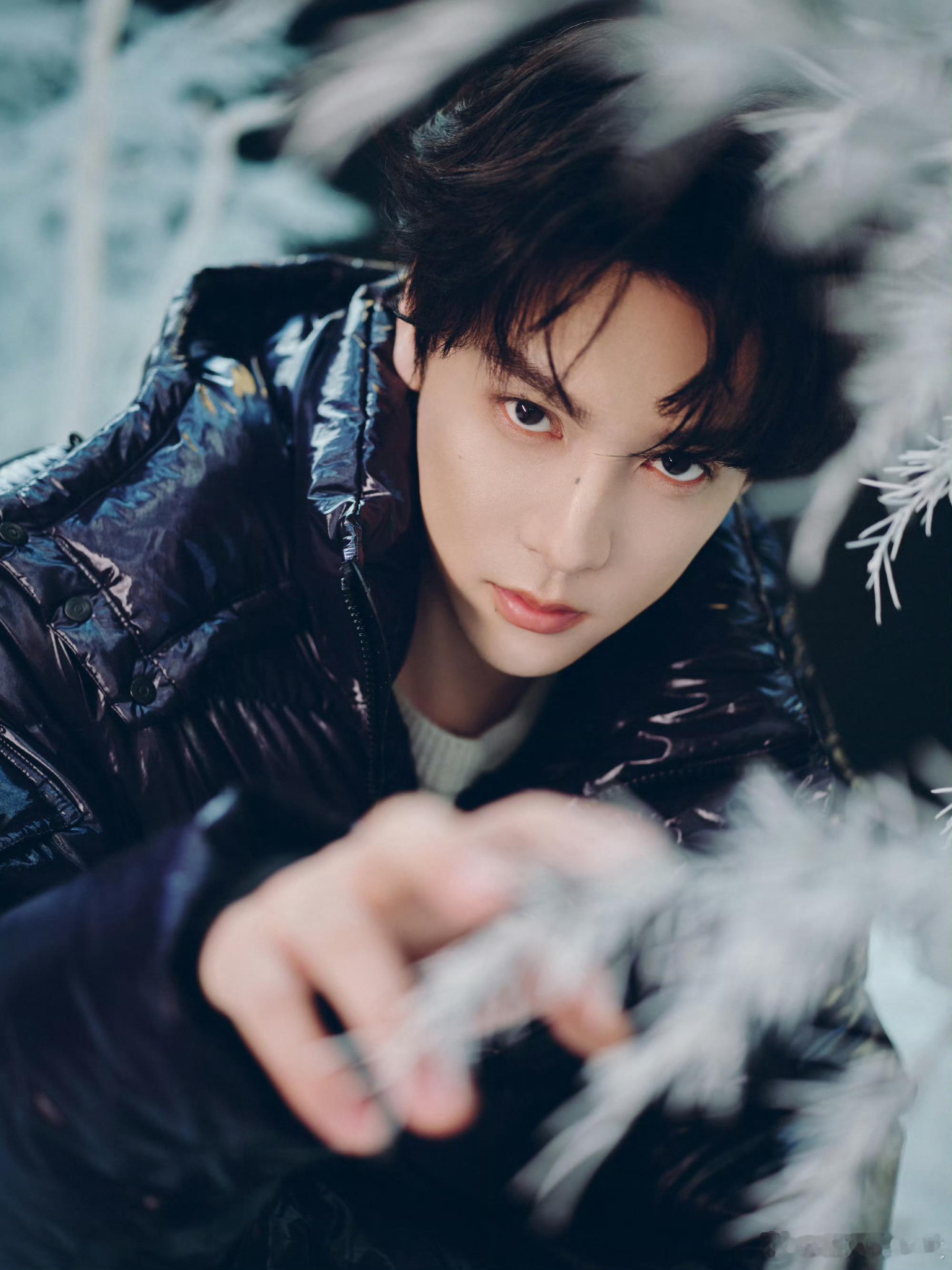 txn 一次又一次的陷入你的容貌之中，想与你沉浸在里面