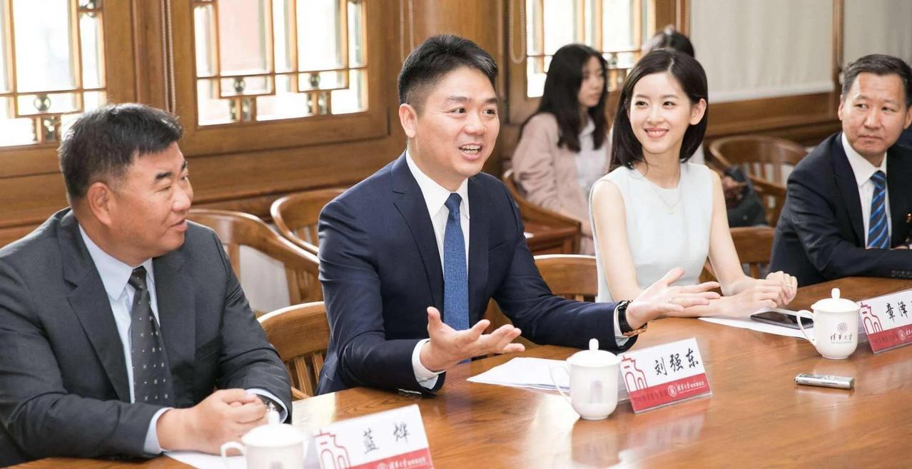 #一句话为高三考生加油#
高考不是唯一的出路，但对普通家庭的孩子来说，却是最好的