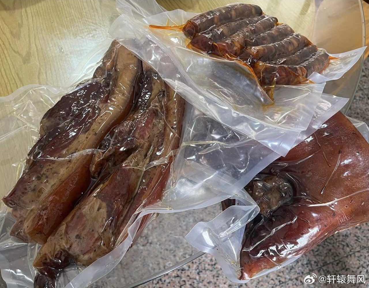 宁波慈溪教师救人善举被记24年 近日，慈溪市掌起初中数学教师陈海波收到一份特殊的