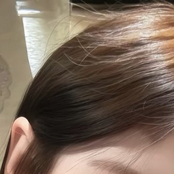 阳光信用阳光信用每日一善 做一个善良的人，善良是心湖绽放柔媚的花朵，它如雪花一样