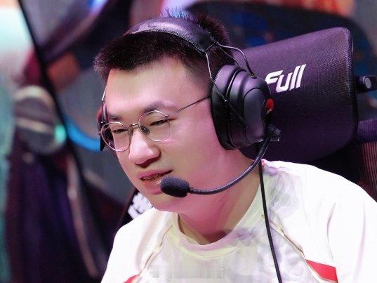 连续两天下克上后，WBG击溃UP晋级八强捍卫登峰组荣耀！LPL第三赛段骑士之路W