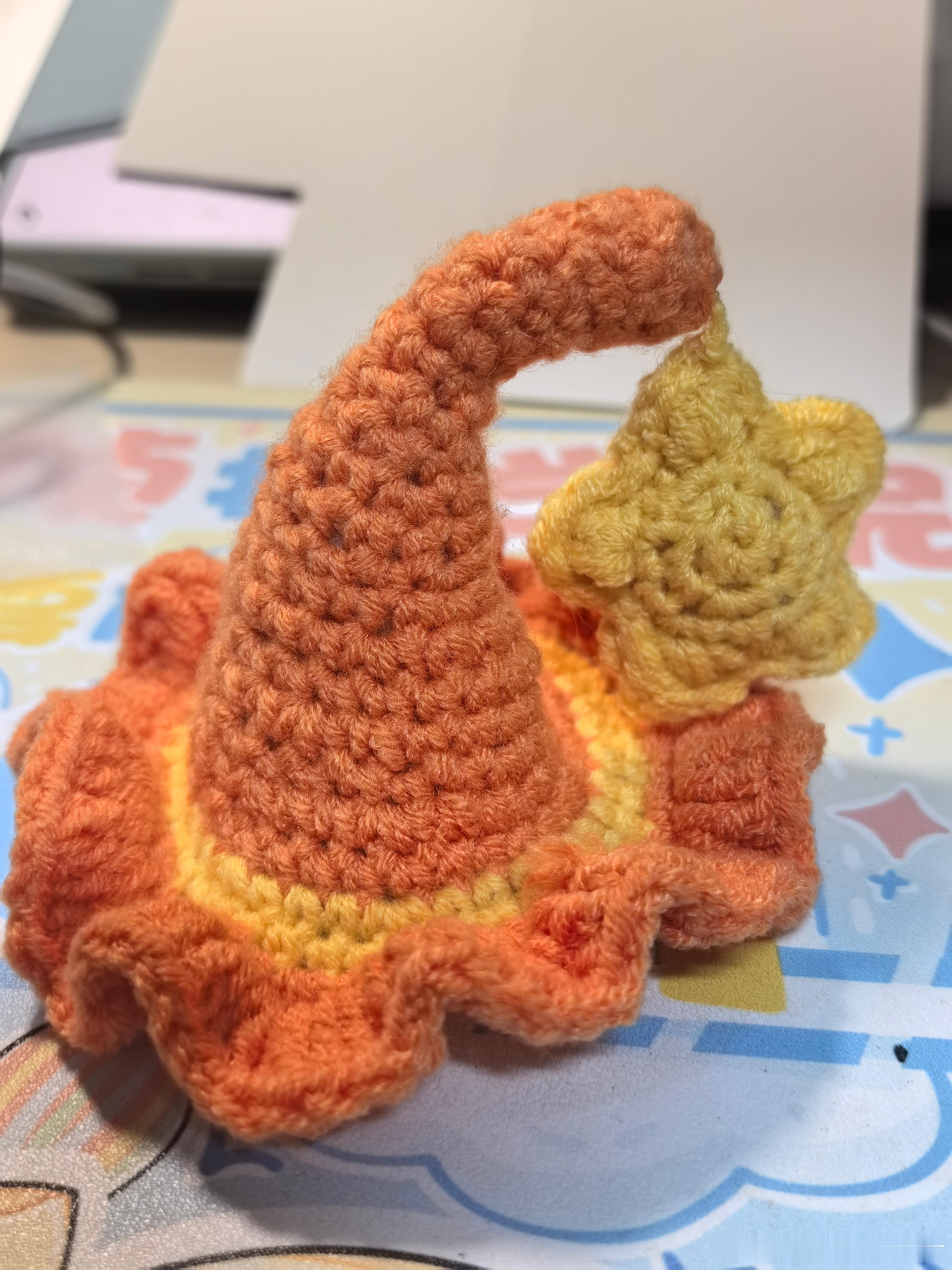 昨天给自己勾了个小帽子!