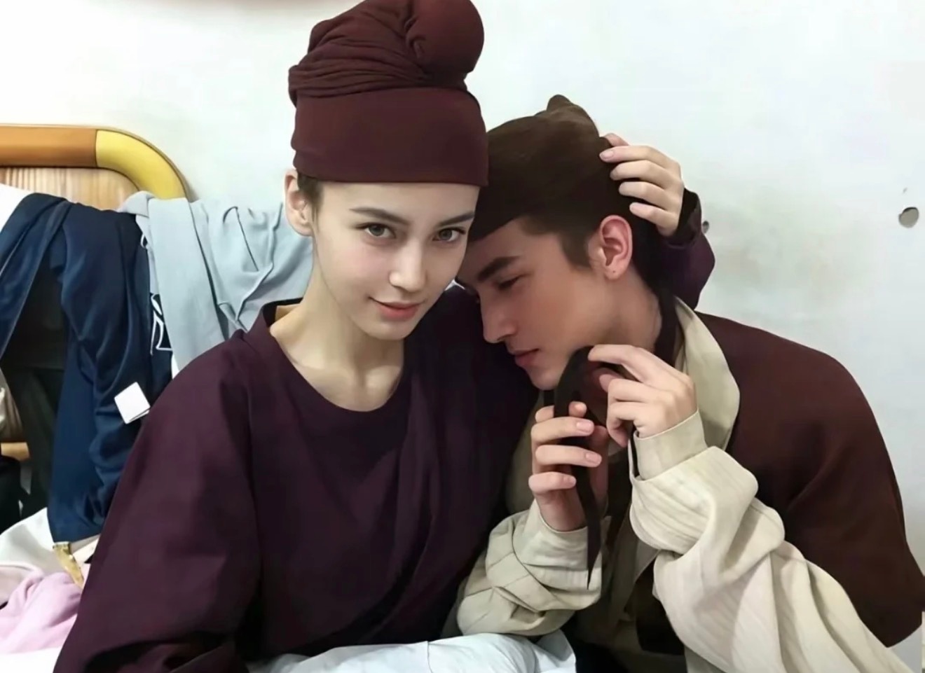 我也要这样躺在Angelababy怀里