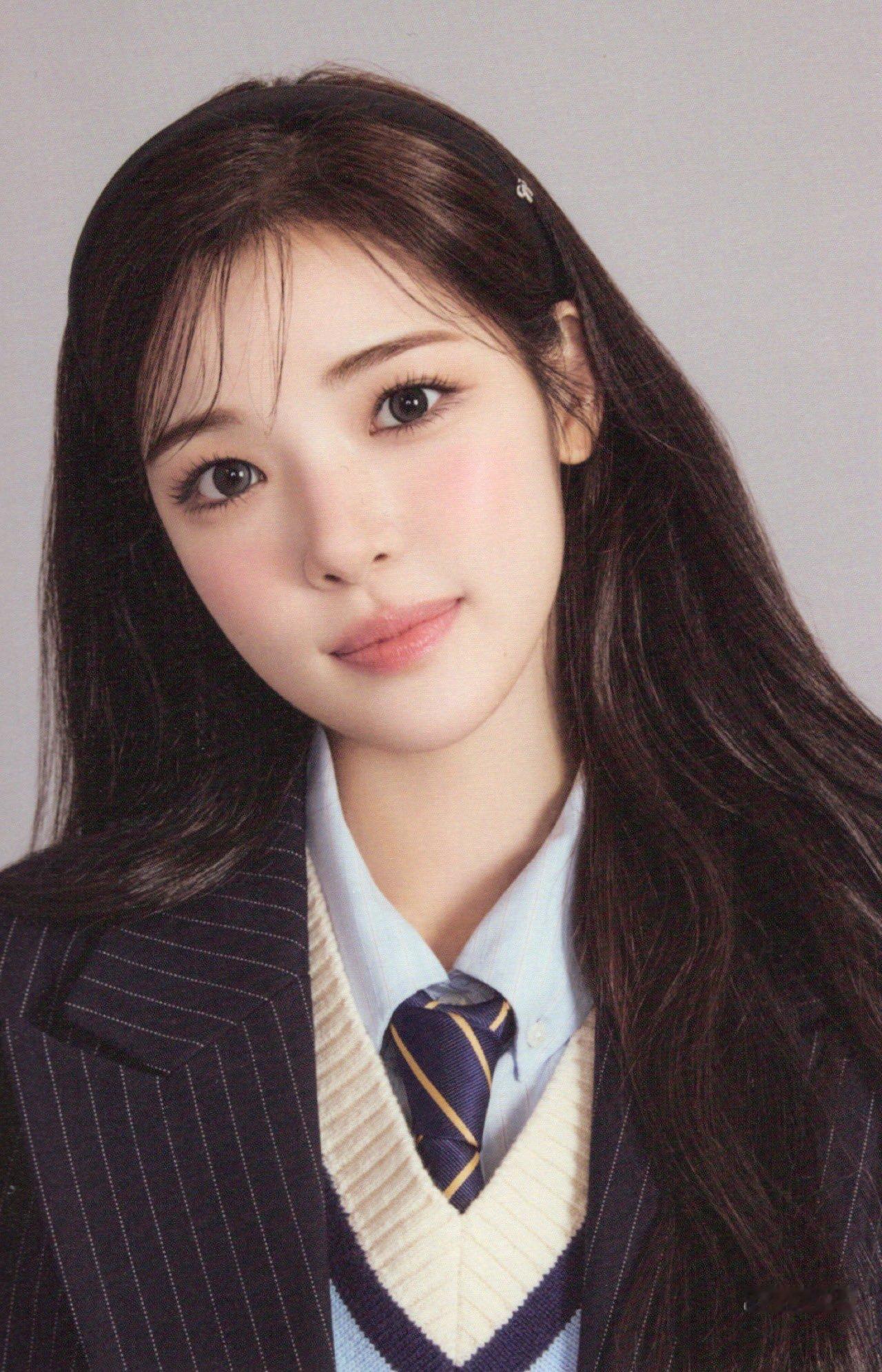 黑发学院风女孩…完全是初恋女.dearH2H 