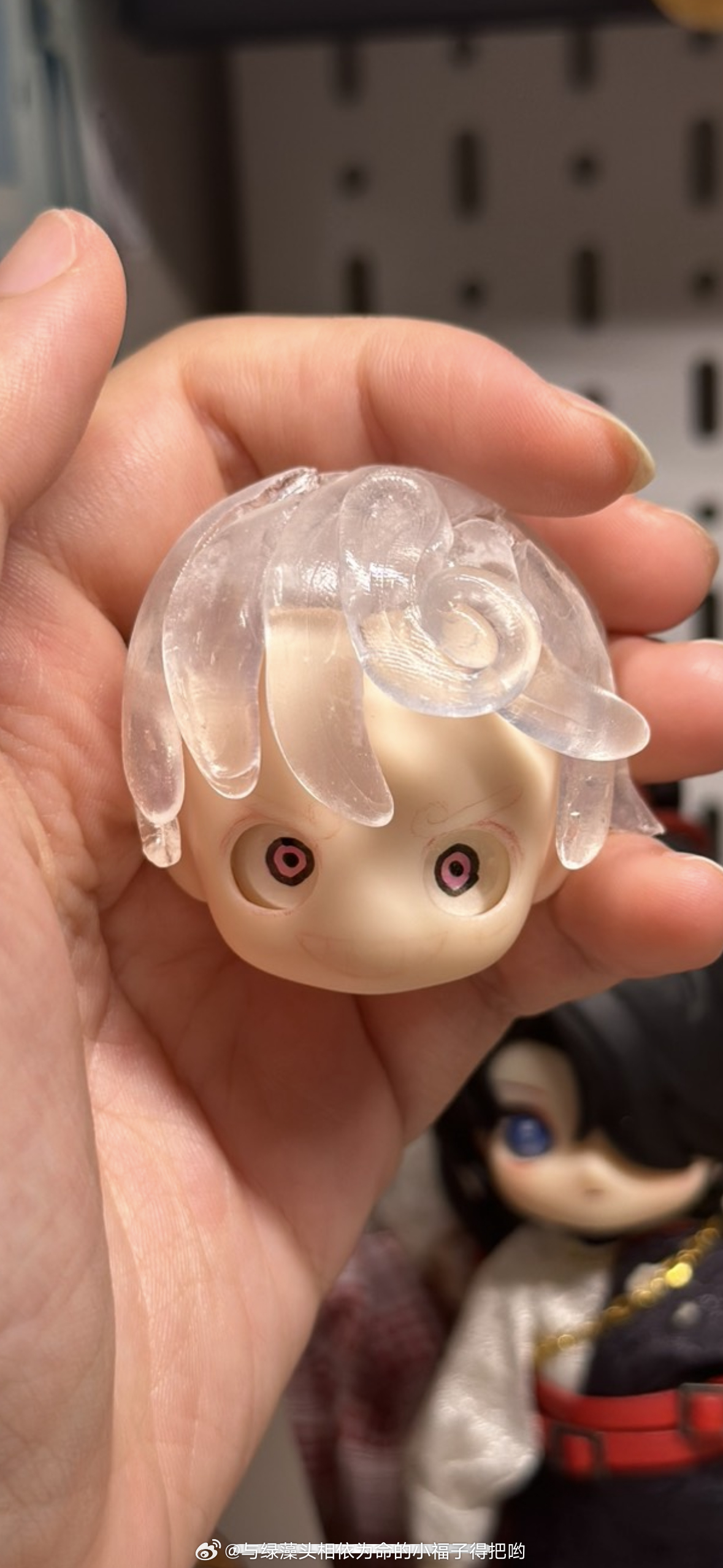 好的我话就放这了：如果尼卡能捏成，我要挑战亲手给他做衣服（尼卡才是你亲儿子吧？）