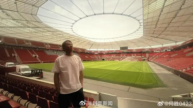 【#退钱哥解释未入选足球社会监督员#：没有隶属于任何组织】直播吧7月2日讯，足协