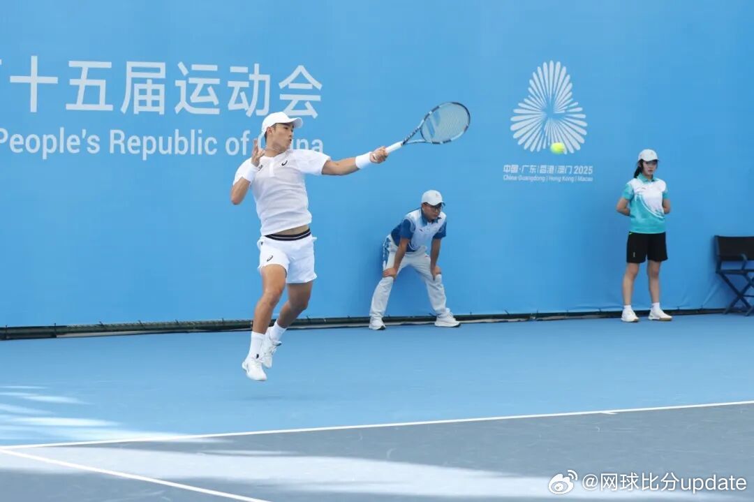 全运会 男团1/4决赛北京队2-0 天津队商竣程6-2/6-0 高子瀚齐洪瑾7-