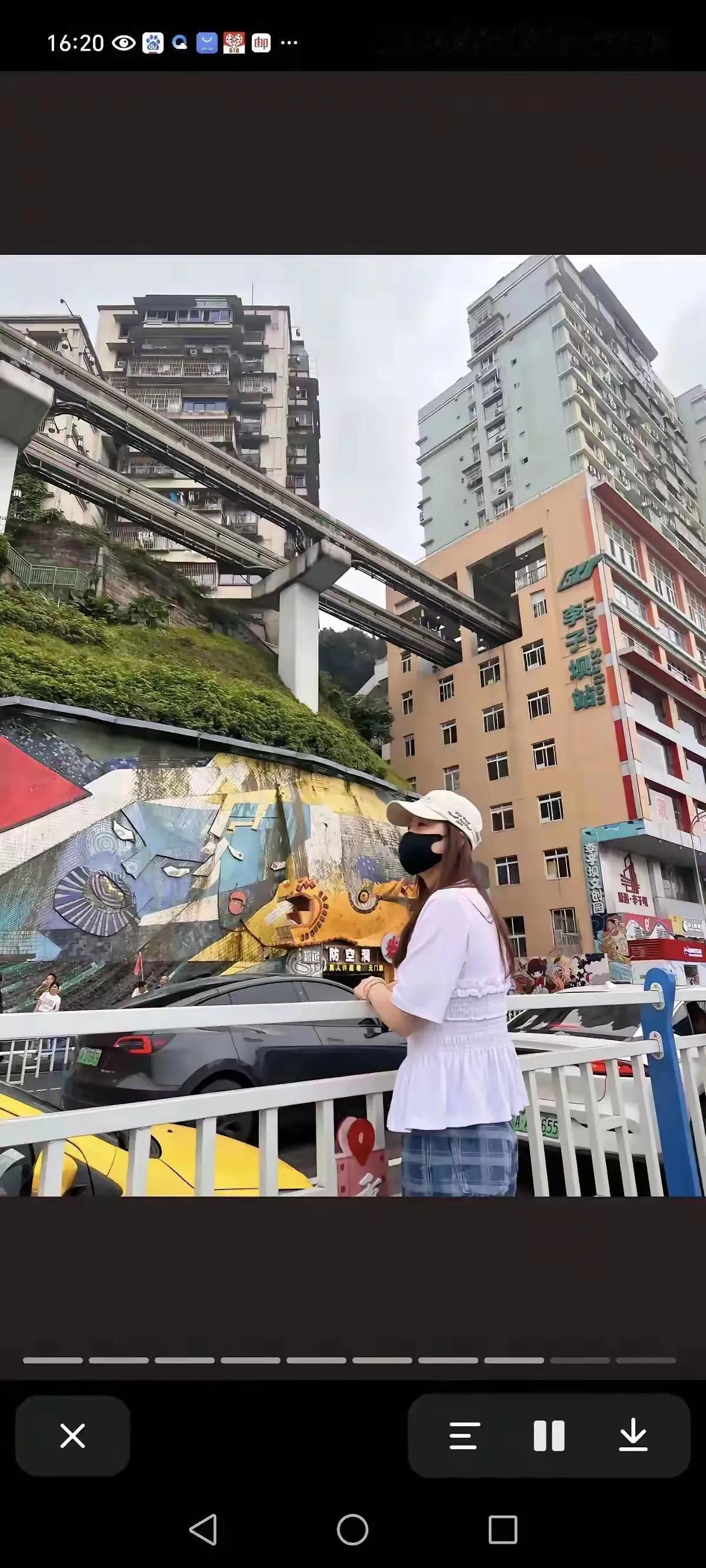半决赛后的陈梦游重庆，这行头挺靓丽啊！