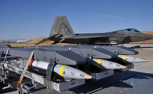 停火两周，别上当，说不定是美以的阴谋，这是美以的喘息期 ，大概率是缓兵之计。
 