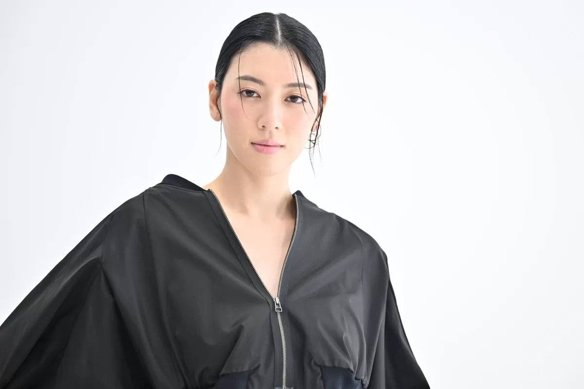 日娱新闻三吉彩花 三吉彩花 日媒《マイナビニュース》采访美图 