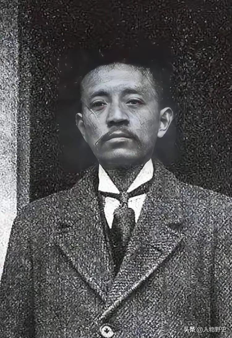 宋教仁之死，不只是一个志士的陨落，更是一个民族在觉醒门槛前被暴力拽回的缩影

1