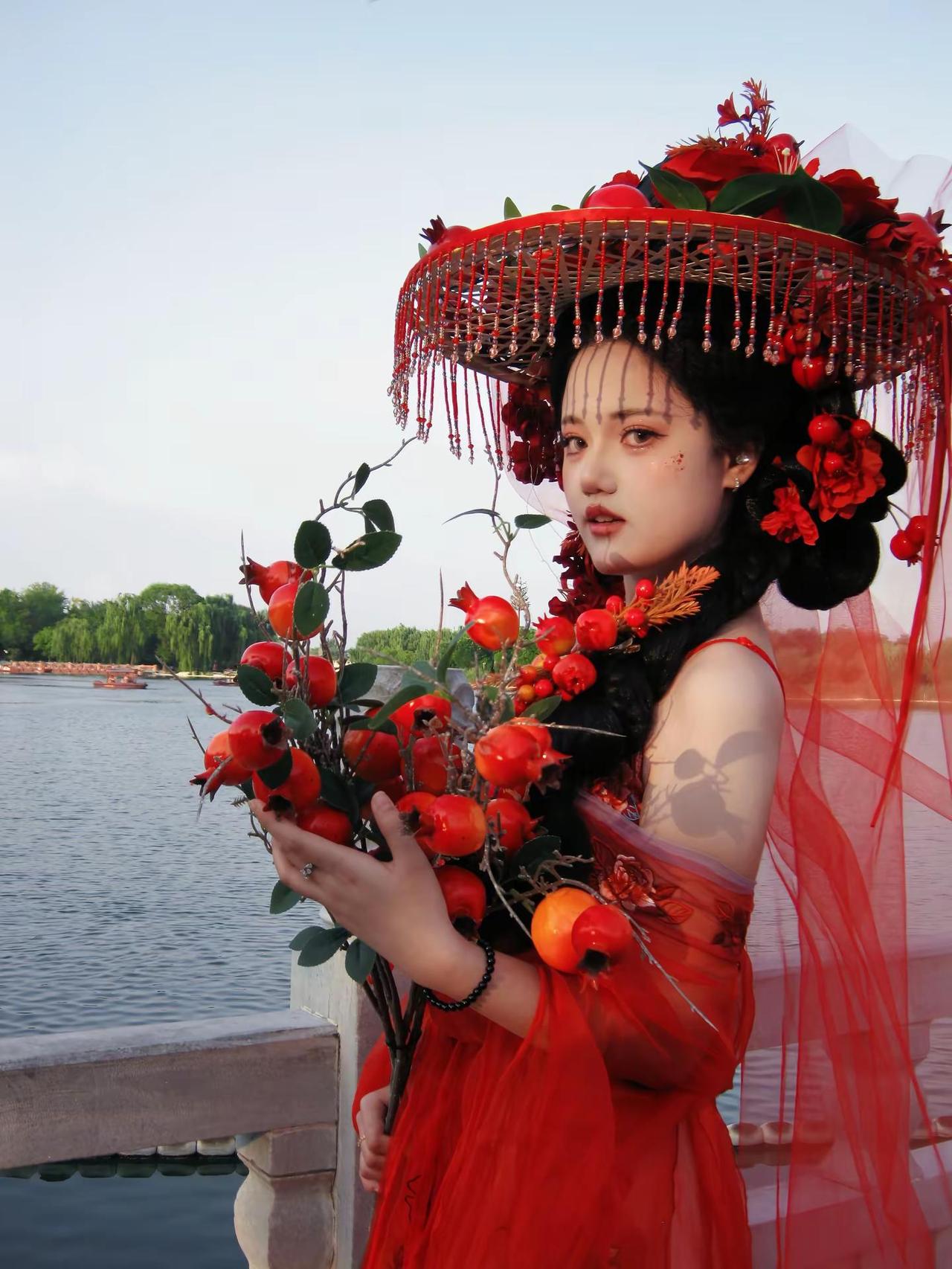 十二花神之石榴花神。十二花神汉服 帷帽 石榴花神