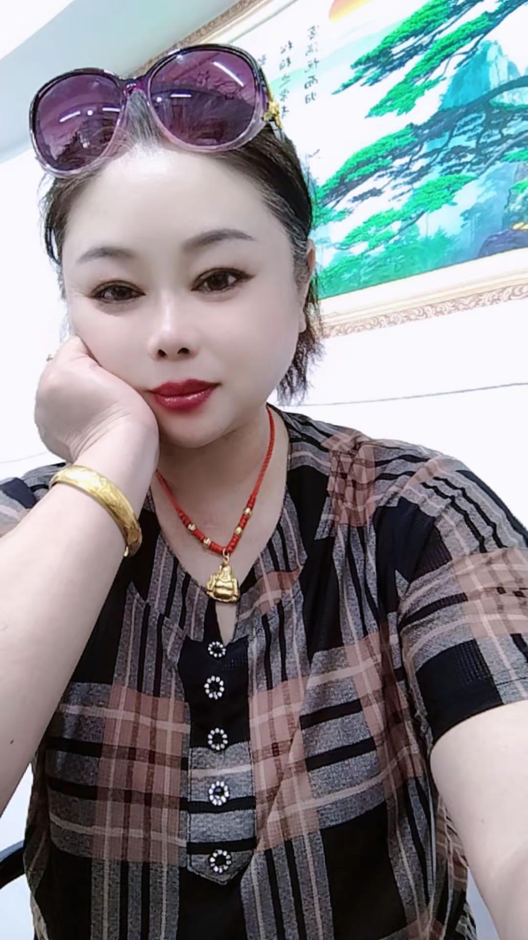 听听自己喜欢的歌曲，也是一总想受，