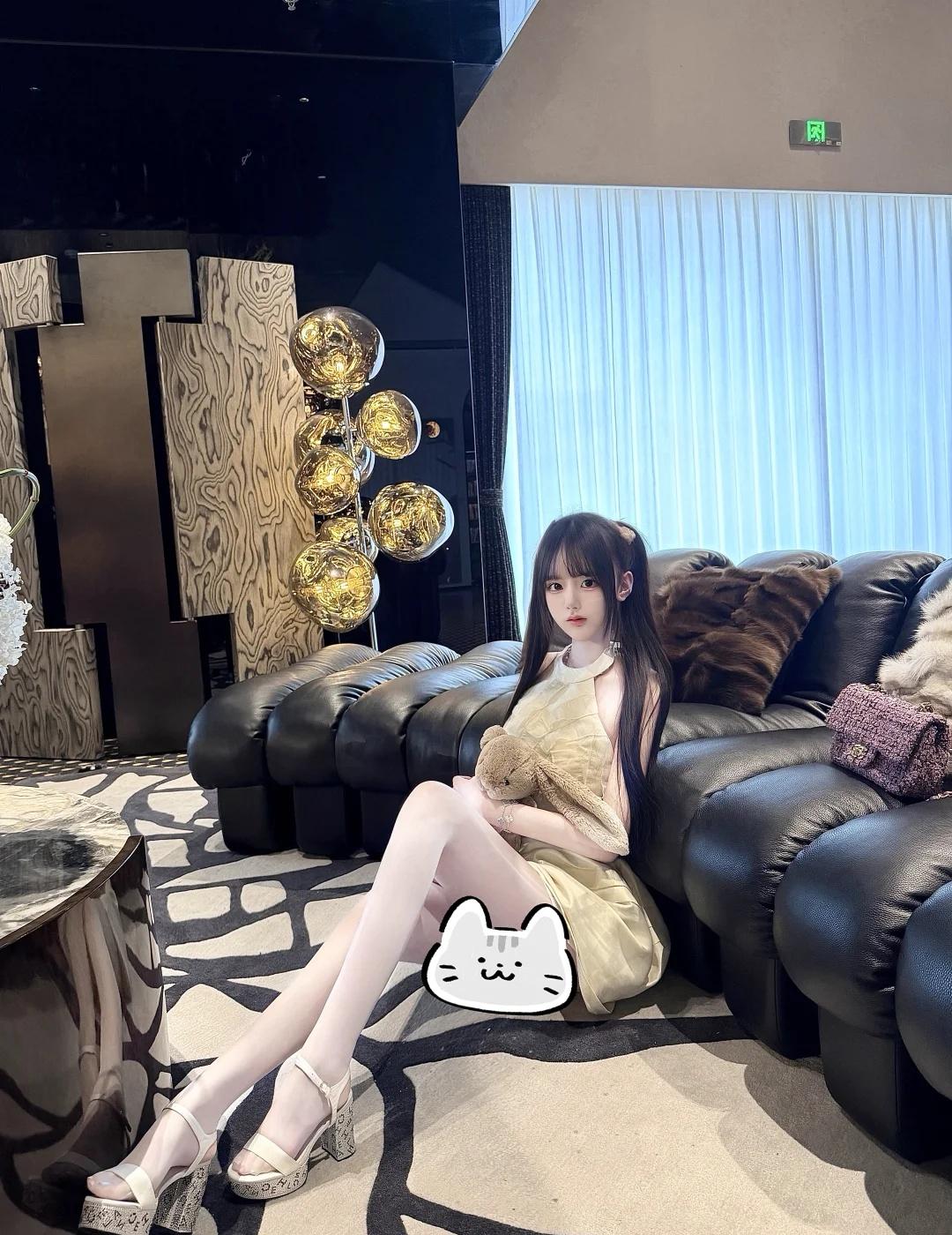 172一些身材照
图三图四在🇬🇧
Charis欣酱 上海 上海拍照 上海探店