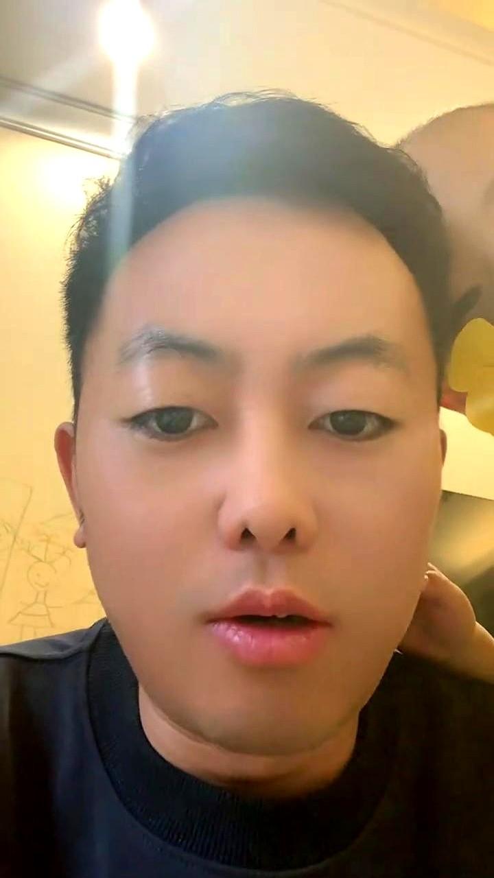 中国搏击圈又来大动作了！

“帅白龙”罗超正式官宣，杀回ONE冠军赛。这哥们儿刚