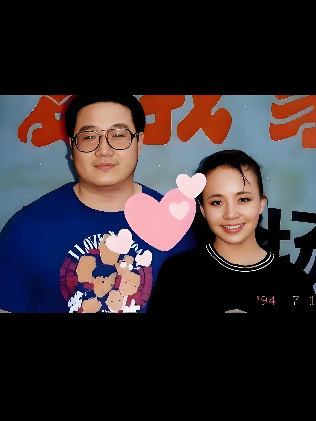 英达不让儿子参加爷爷的葬礼，巴图不但不生气，反而说没有什么大不了的。

宋丹丹和