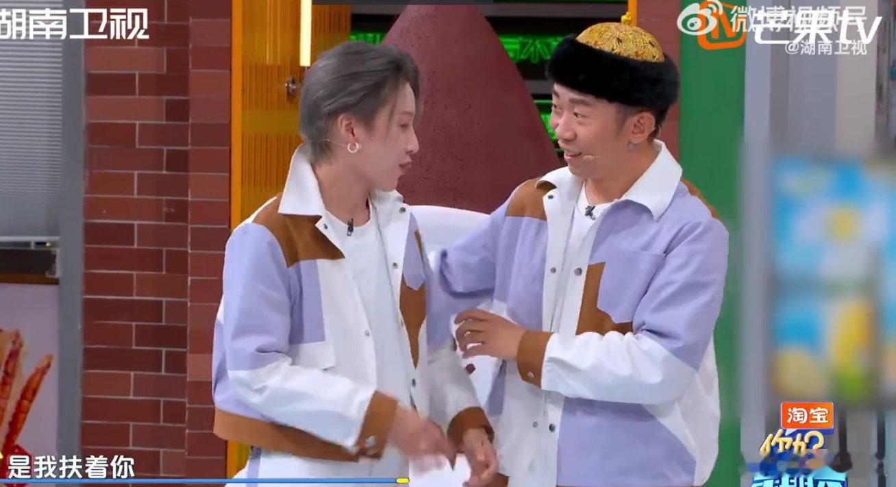 谁懂啊！刘雨昕认真记台词的样子有多认真，忘台词的速度就有多快