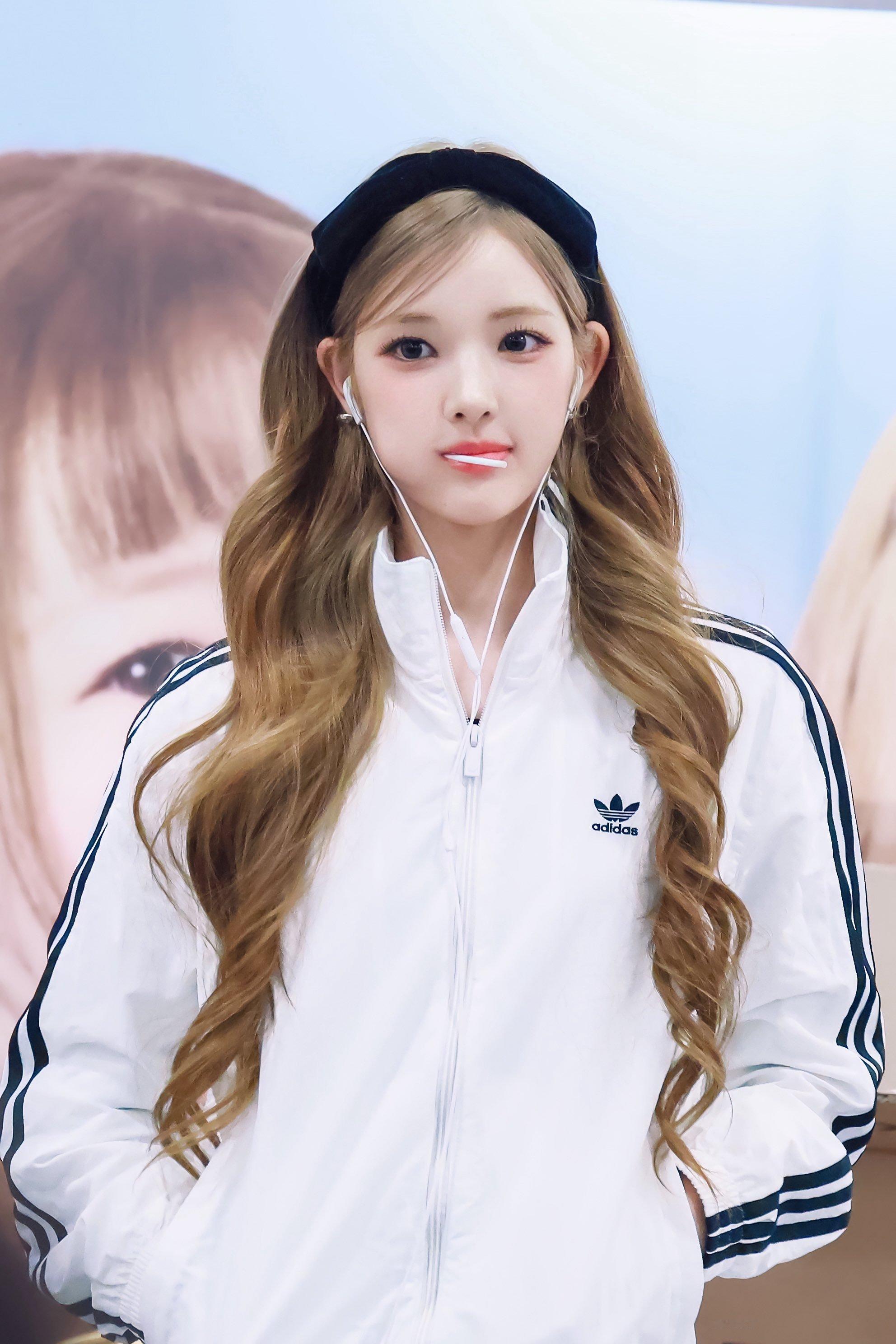 阿迪女你赢了！.