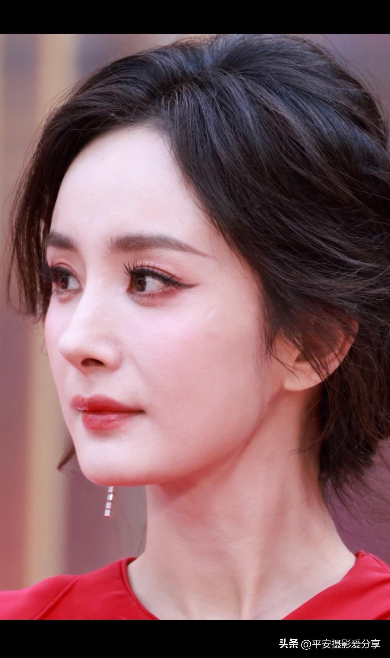 杨幂邓文迪的早期性感造型 做事随缘真的好吗 喜欢温柔风格的穿搭，有哪些推荐吗 女