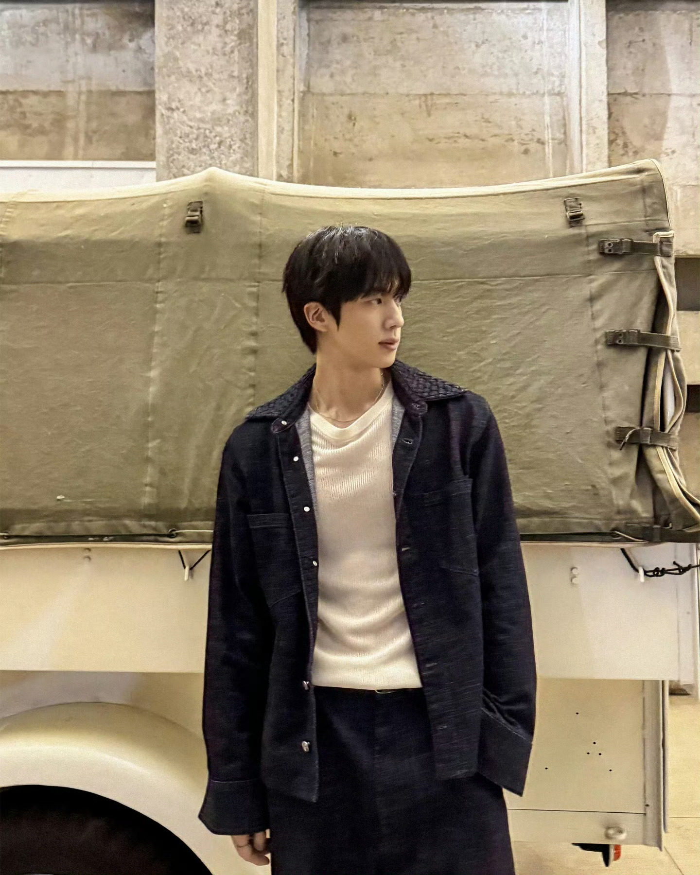 我的家里都是你的照片ㅠㅠ 