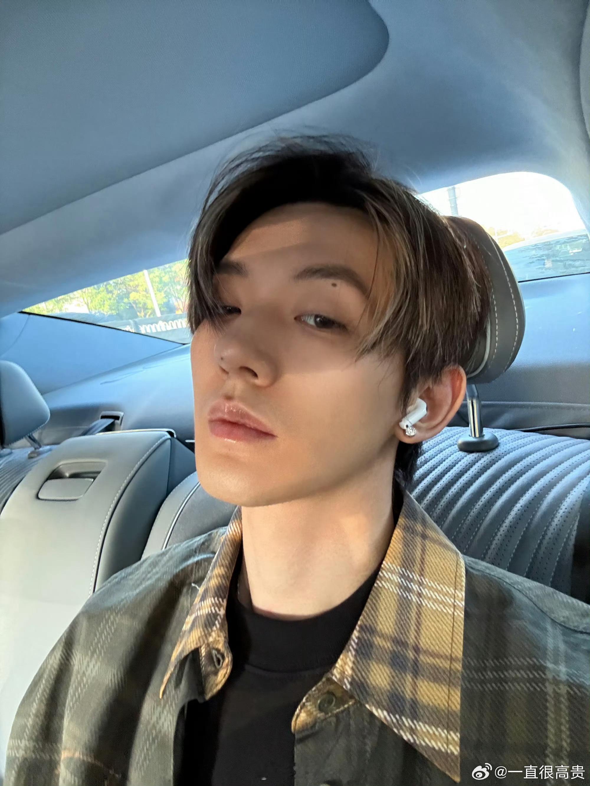 邓为今日营业 ​​​