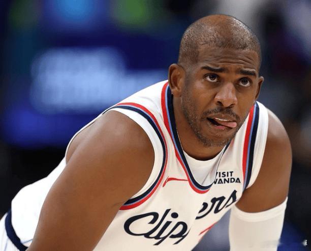 Kelly Iko：火箭队对引进保罗没有任何兴趣此前，韦德在一档节目中表示，火箭