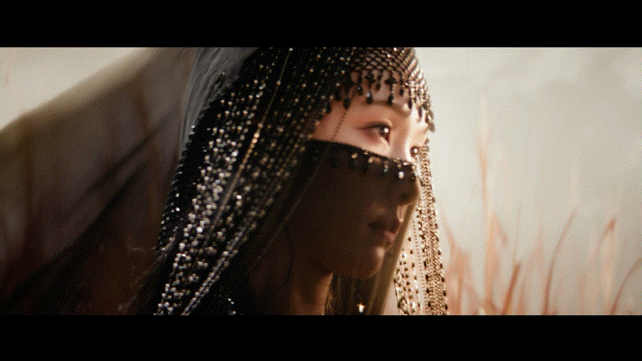 曾舜晞陈都灵吻戏镜头陈都灵曾舜晞假意真情《月鳞绮纪》赢麻了！曾舜晞半裸浴池戏太欲