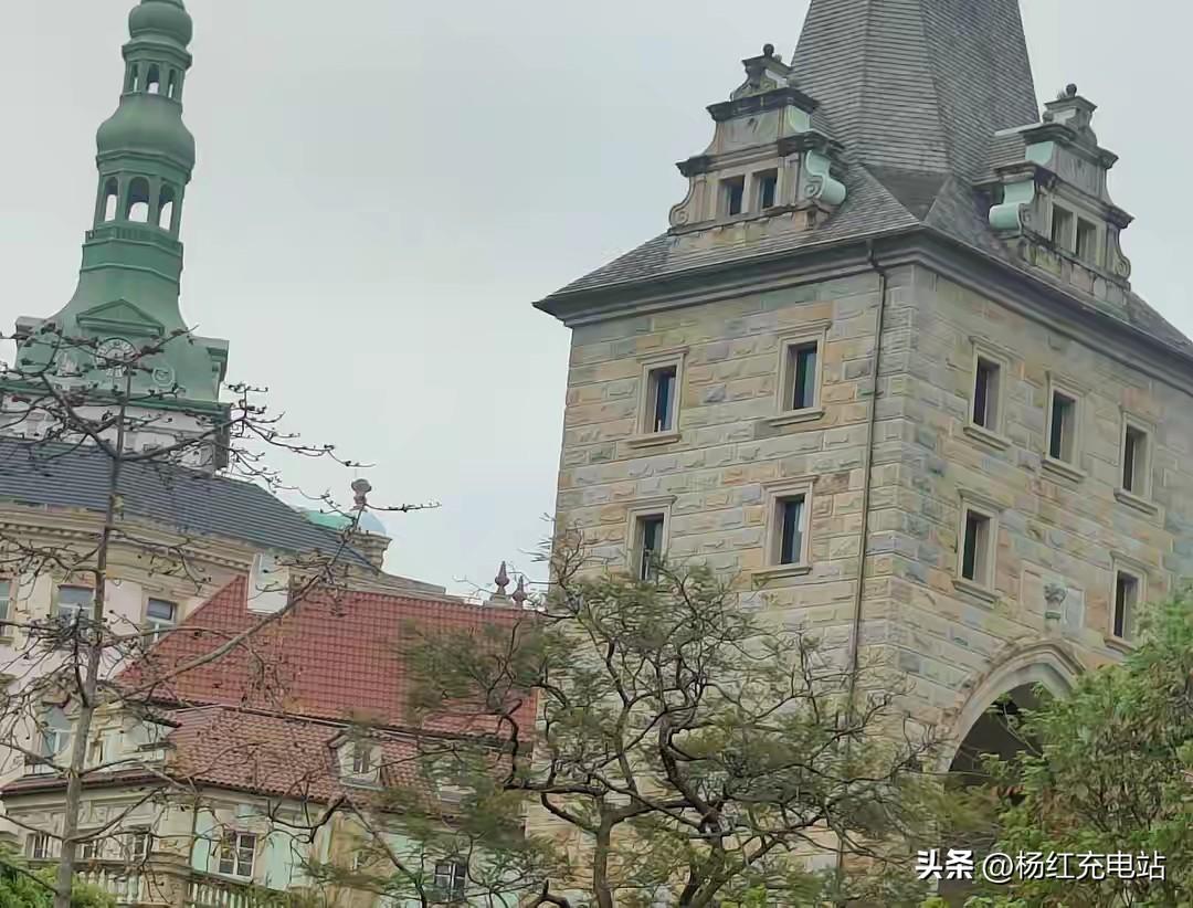 打脸欧盟贸易壁垒！欧洲高温肆虐，中国空调爆卖37.6亿彻底走红
 
2026年盛