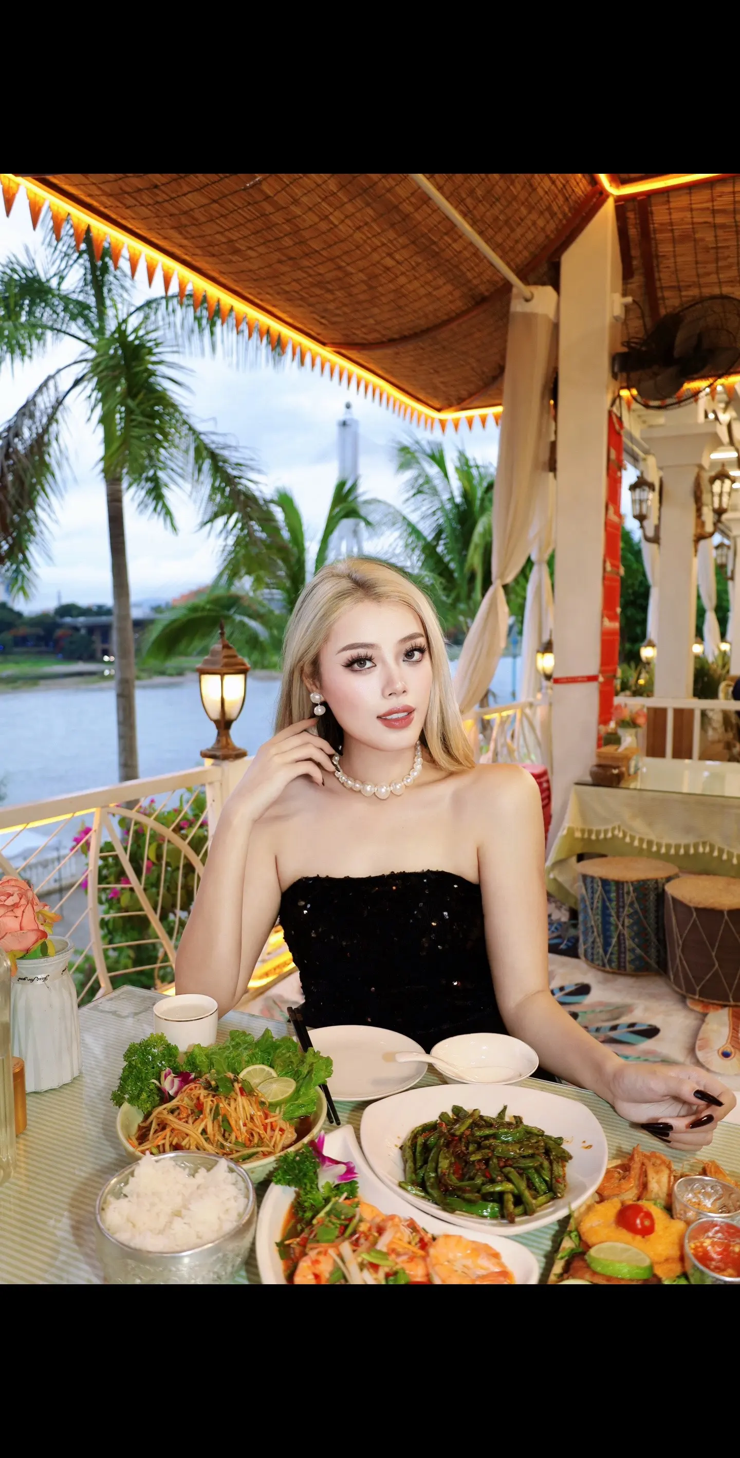 河边落日好美