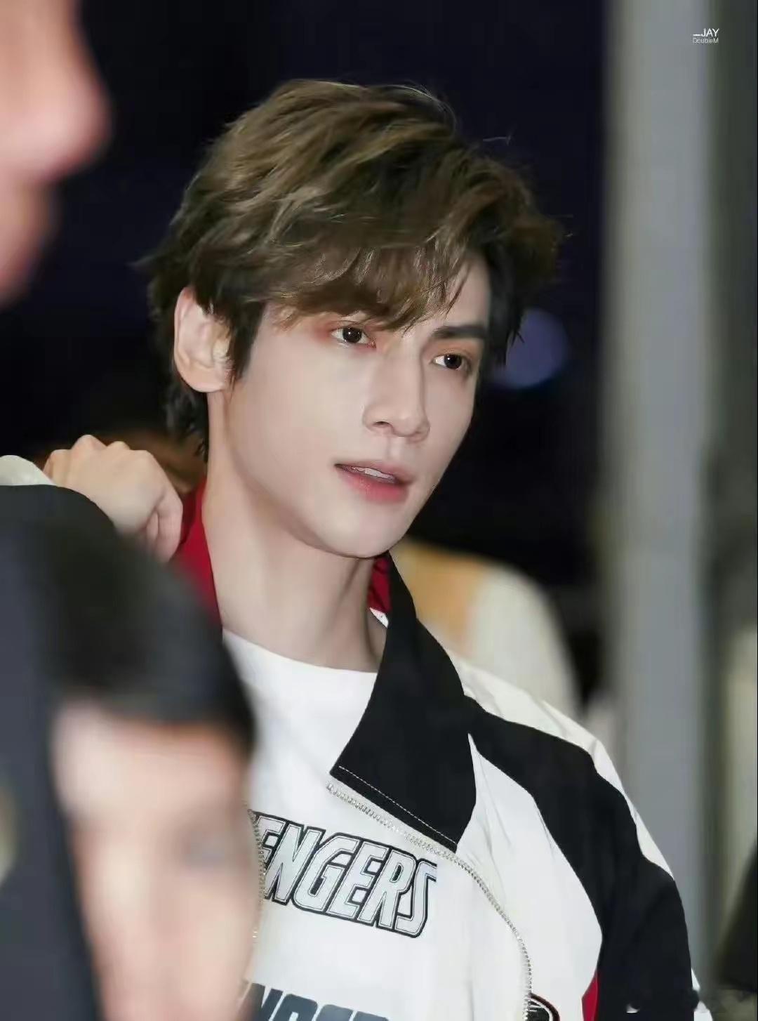 罗云熙吃胖了，颜值瞬间拉满 ​​​