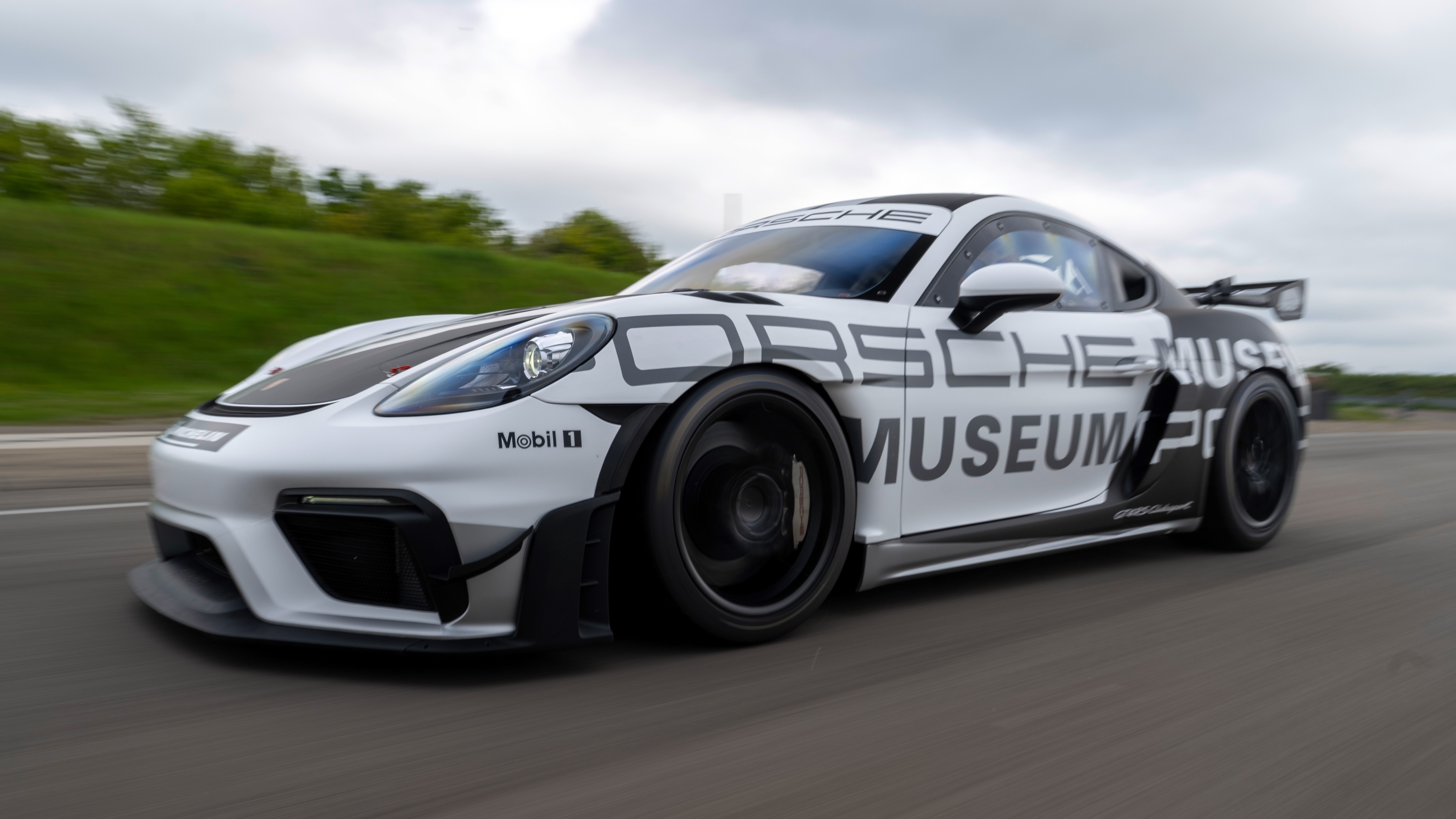 保时捷718 Cayman GT4 RS Clubsport，以比赛的形式告别~