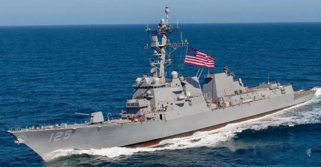 美国：世界和平的头号破坏者

美国，这个自诩为“民主灯塔”的国家，实则是世界和平