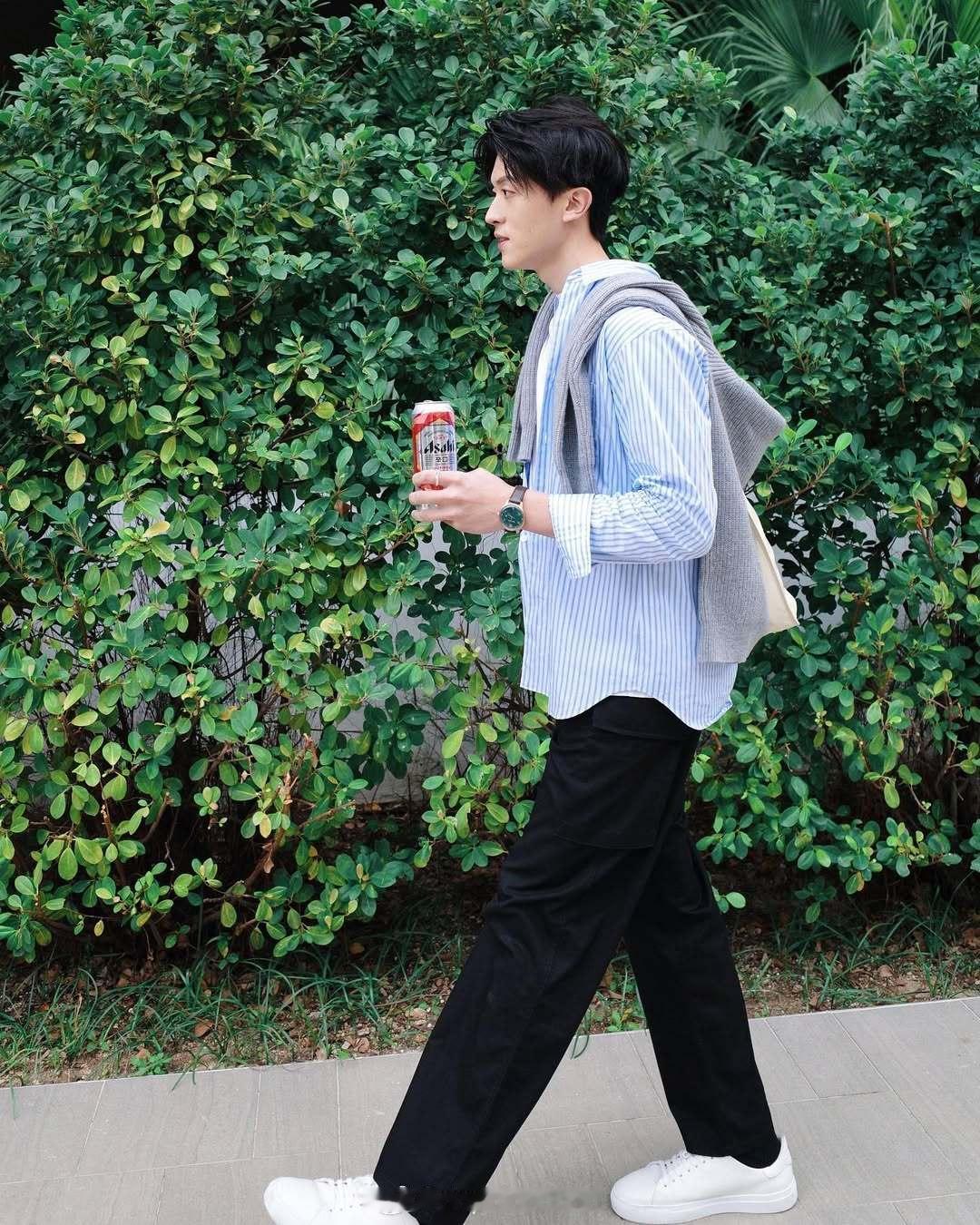 幸卓輝  马修走路粉在此